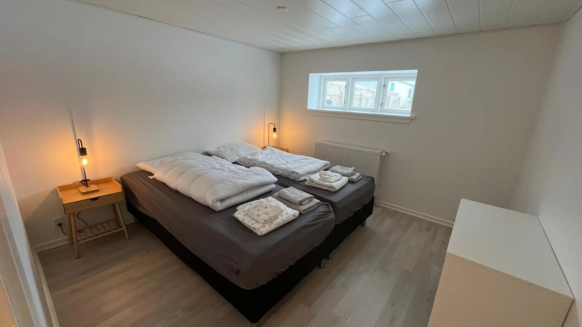 Daire Skon Lejlighed Med Egen Terrasse Og Have Taet Pa Centrum I Skagen
